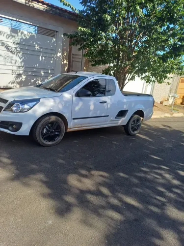 Chevrolet Montana LS 1.4 Econoflex 8V 2P 2013