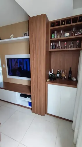Ótimo apartamento com 2 quartos sendo 1 suíte a 5 min do Centro pra locação