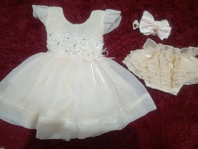 Vestido de festa bebê