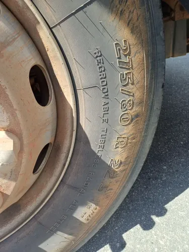 Pneu 275 r 22.5