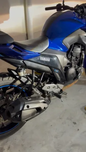 Yamaha FZ25 Fazer Connected 2025