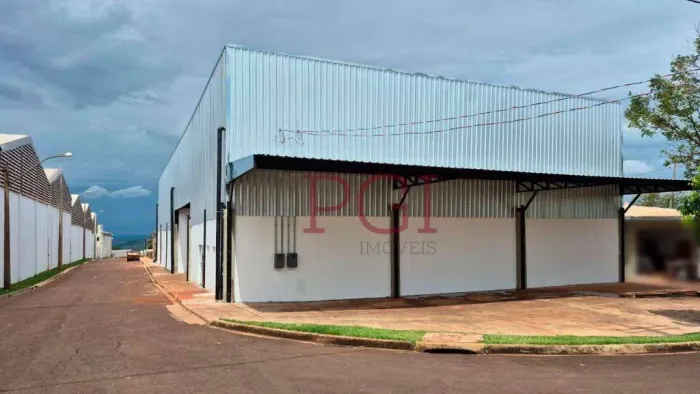 Galpão para alugar, 572 m² por R$ 16.627,00/mês - Distrito Industrial - Cravinhos/SP