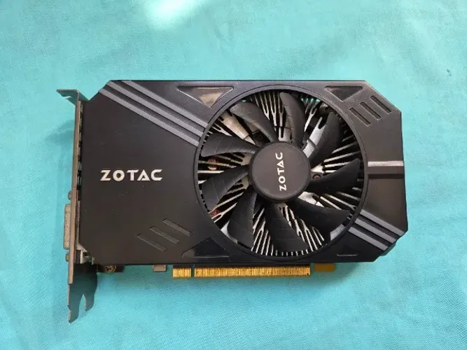 Placa De Vídeo Nvidia Zotac Gtx 1060 6gb (Usado)