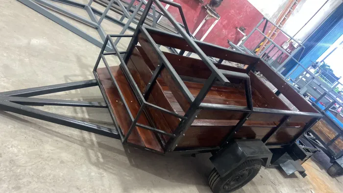 REBOQUE FAZENDINHA 5.500,00