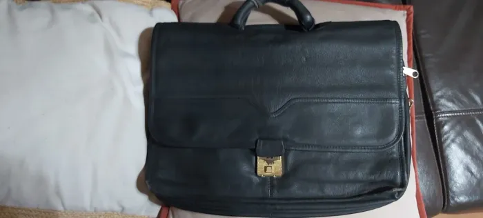 Bolsa mão antiga em couro