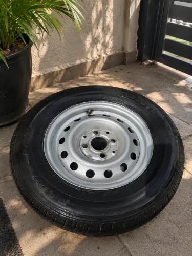 Rodas Aro 13 C/ Pneus Zeros
