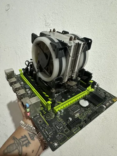 Kit Xeon E5 2680 v4 + 32GB RAM ECC DDR4 2133Mhz