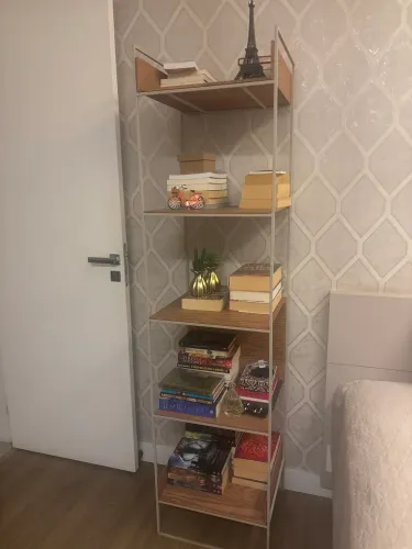 Estante líder interiores 