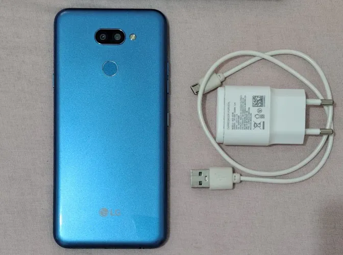 Vendo celular LG K40s usado em bom estado
