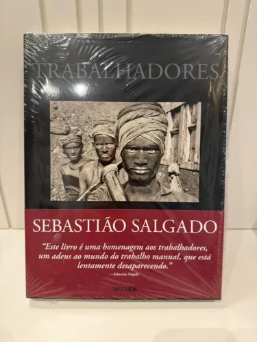 Livro Trabalhadores - Sebastião Salgado (Autografado / Novo)