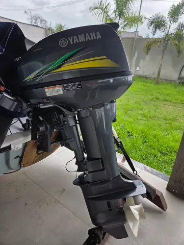 Motor de popa yamaha 15hp ano 2026