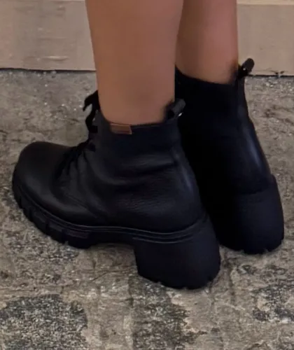Bota Coturno Bottero Couro Pouco Usada