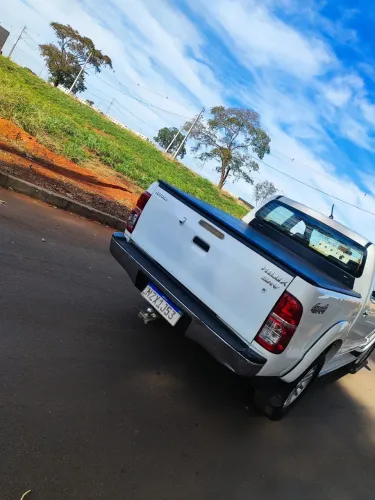 Toyota Hilux CD SRV 4X4 2.7 Flex 16V Aut. 2012