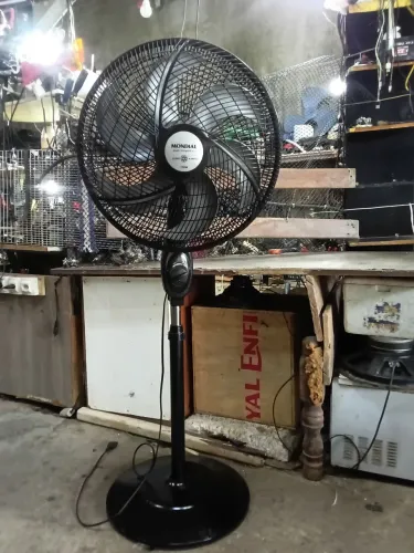 Ventilador Mondial 40cm de pé 