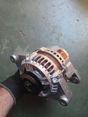 VENDO ALTERNADOR BOSCH 55 AMPERES CORSA , CELTA , PRISMA