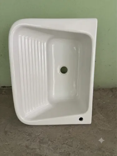 Tanque de cerâmica