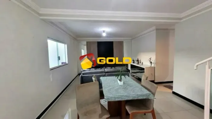 Casa para Locação em Uberlândia, Jardim Karaíba, 3 dormitórios, 1 suíte, 2 banheiros, 2 va