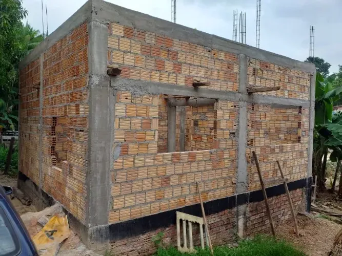 Contrução na folha 8, para 3 lajes, de R$ 60 mil deixo por 48 mil avista.