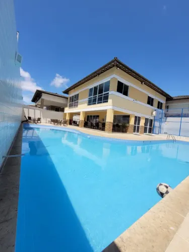 Casa em Stella Maris 4 Quartos, 180m² Varanda e Nascente, em Condomínio fechado (DG)