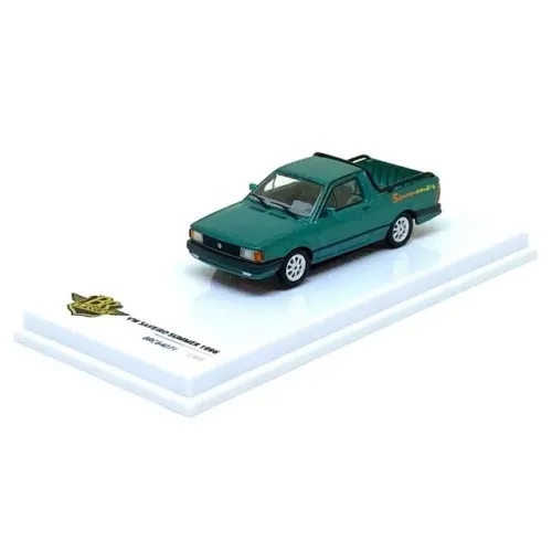 Miniatura Volkswagen Saveiro Summer (1996) - Series 4 - Verde - 1:64 - BR Classics