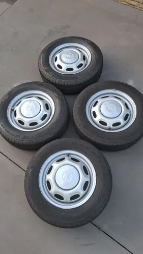 Jogo de rodas aro 13 original volks .gol. savero e voyage