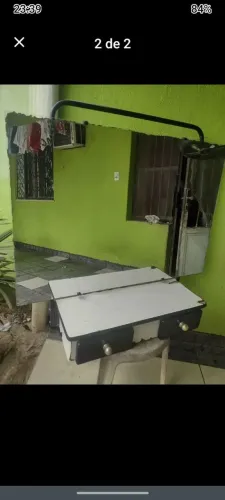 Bancada de cabeleireiro com espelho 100, 00 whatsapp 21- *
