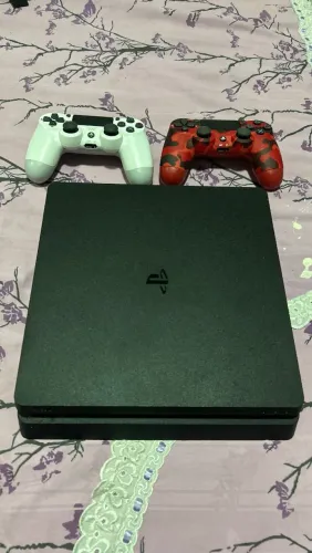 Ps4 slim