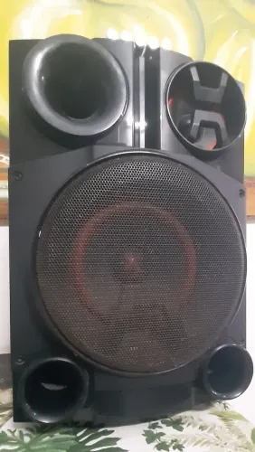 Caixa LG com Bluetooth