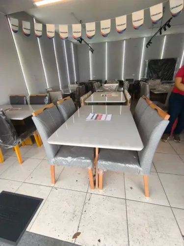 MESA DE JANTAR +4 CADEIRA