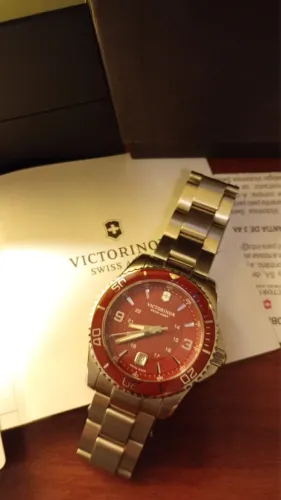 Relógio victorinox maverick 43