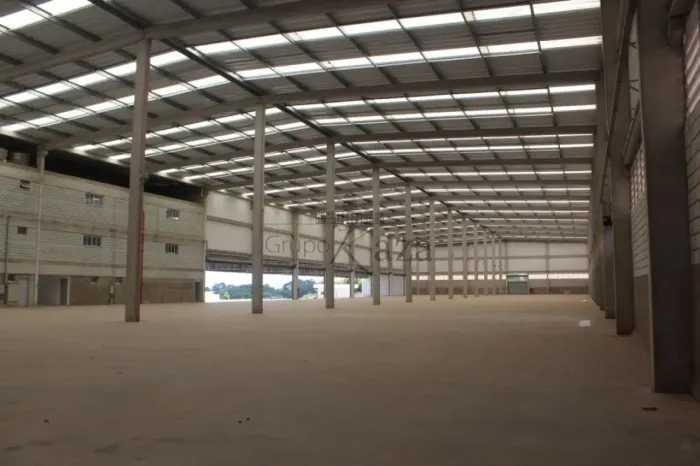Galpão - Cotia - 9088m².