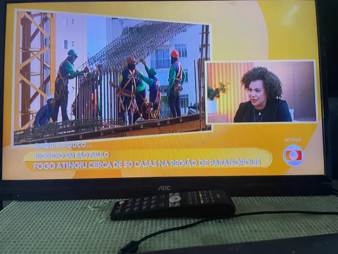 Tv e monitor aoc 27 polegadas não é smart funcionando perfeitamente
