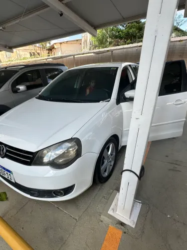 Volkswagen Polo 1.6 Mi/s.ouro 1.6 MI Tot.flex 8V 5P 2014