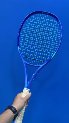 Raquete Yonex Ezone 100