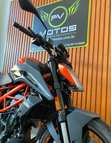 KTM DUKE 390 LARANJA 2025 - IMPECÁVEL 