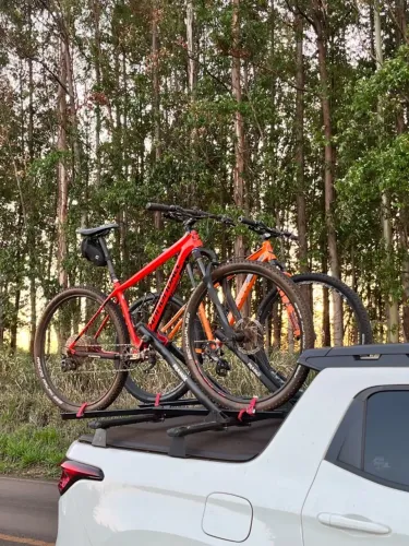 Kit transbike de teto Eqmax System com suporte para duas bicicletas