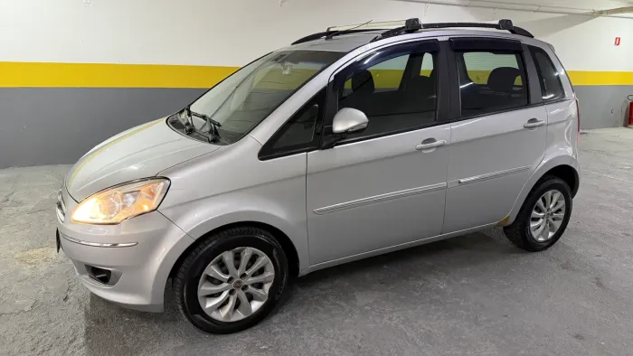 Fiat Idea Essence 1.6 Flex 16V 5P 2015
