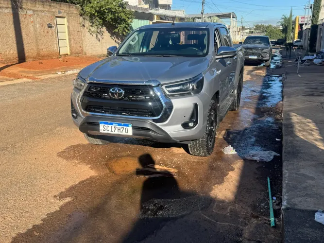 Toyota Hilux CD SRV 4X4 2.8 TDI Diesel Aut. 2022