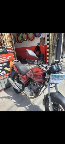 Vendo ou troco suzuki 125 no ponto de transferência!