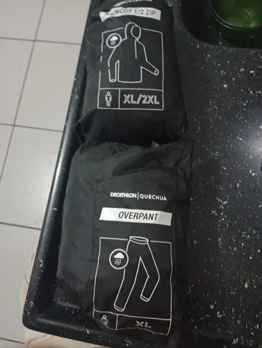 Vendo capa de chuva da Decathlon 