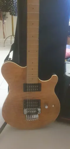 ? KIT GUITARRA TAGIMA COMPLETO - TGM200 + CAPA + PEDESTAL + CABO
