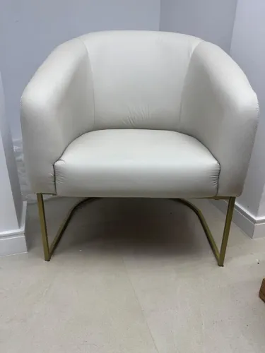 Poltrona Decorativa Stella Corina Base Industrial