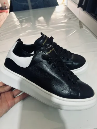 Tênis padrão Zara original 