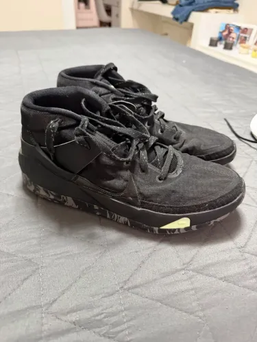 Nike KD 13 tamanho 43