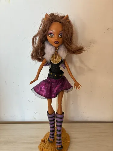 Monster High G1- Clawdeen Wolf uivo do terror