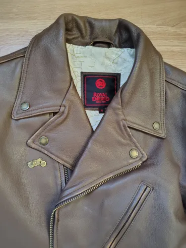 Jaqueta Royal Enfield (Aviador/Boker) Original em Couro Legítimo | Tam. M | Estado de Nova