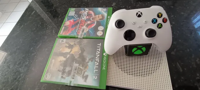 console Xbox One s