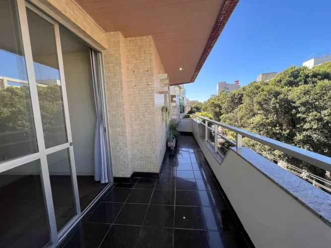 Apartamento com 3 dormitórios para alugar, 230 m² por R$ 5.250/mês - Jardim da Penha - Vit