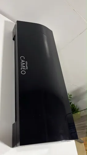 Silhouette Cameo 3