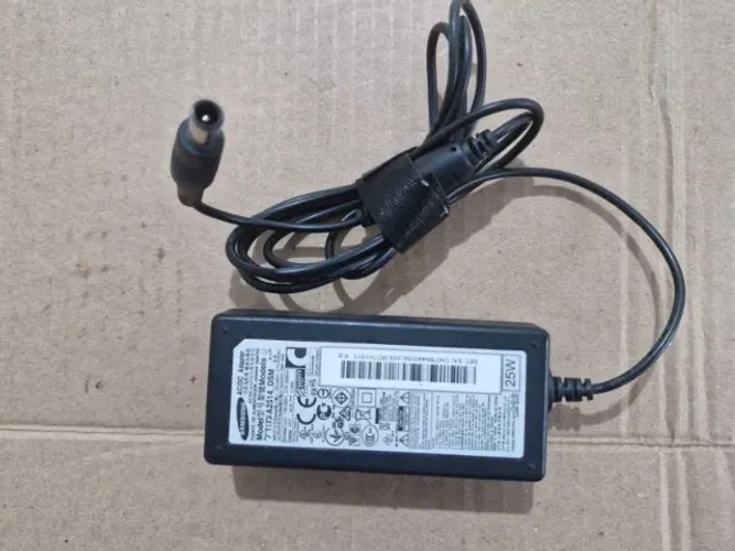 Fonte Carregador Samsung Original A2514_DSM Usada
